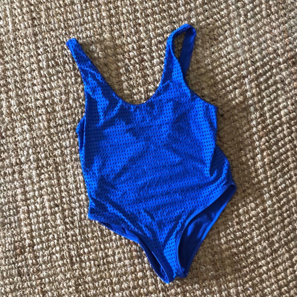 ACACIA one piece 1pc size M mesh Blue
